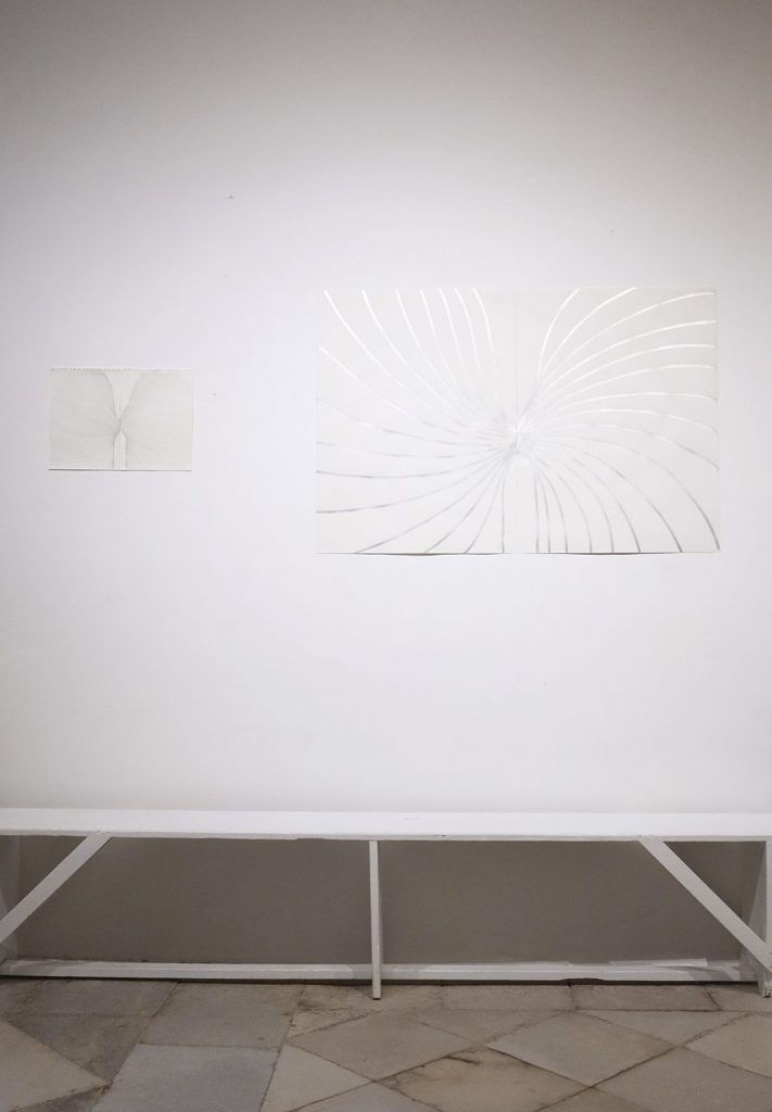 Elvira Voynarovska, Potamia, 2022. Dessin à l'encre, 101 x 132 cm - Photo Benoit Favard