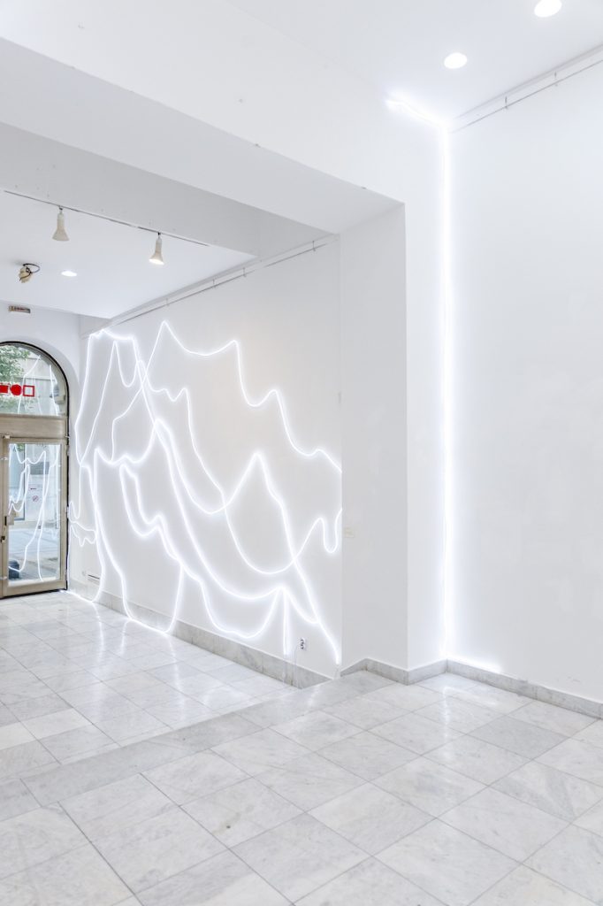 Andréa Vamos vue de l'exposition 36Pauses à la Ulus Galerija à Belgrade, juillet 2022