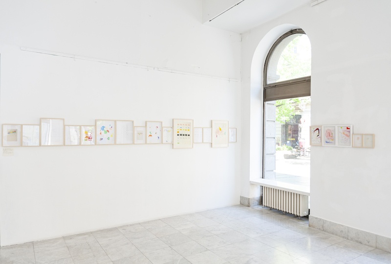 Andréa Vamos vue de l'exposition 36Pauses à la Ulus Galerija à Belgrade, juillet 2022
