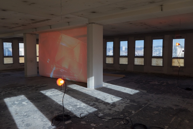 Vue exposition Restes de Traces - Tour Orion, Montreuil
Un projet d'Eladio Aguilera