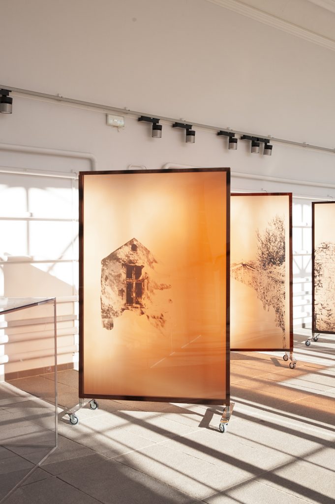 Vue exposition Andrea Vamos, Qui se souvient des détails ?
Shapes made out for ruins - 2023