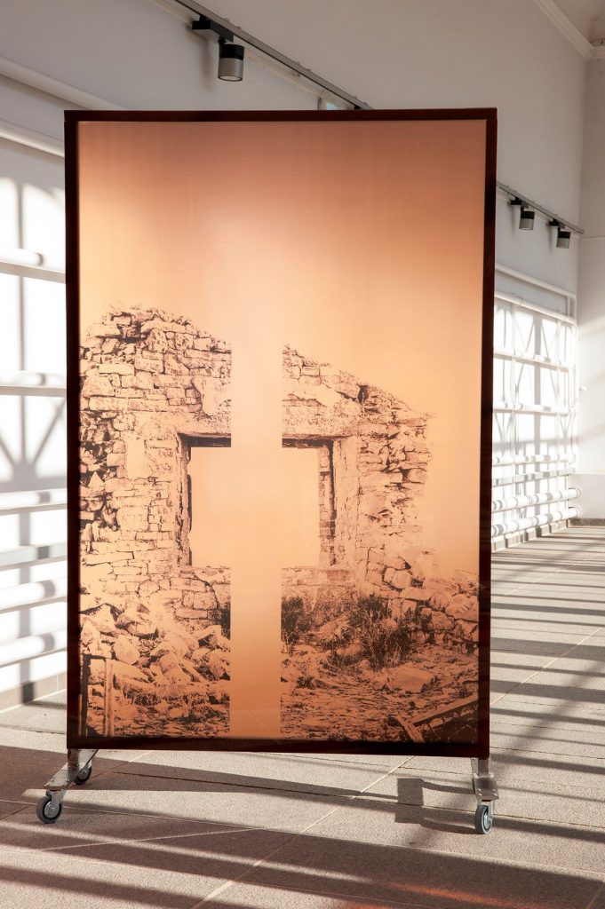 Vue exposition Andrea Vamos, Qui se souvient des détails ?
Shapes made out for ruins - 2023