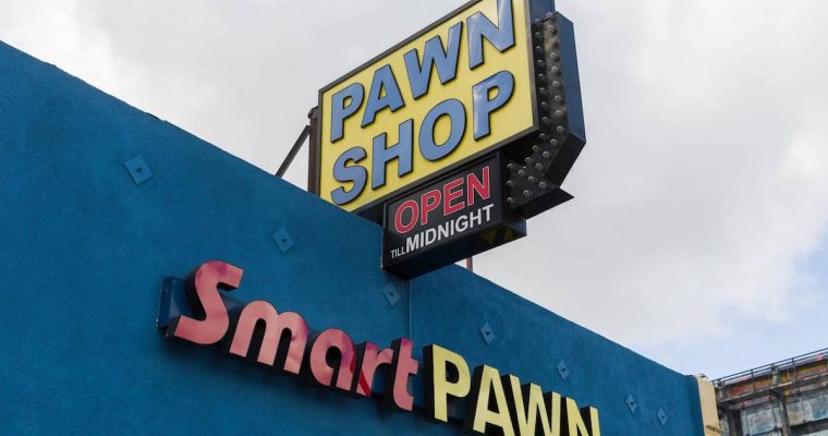 SMART PAWN