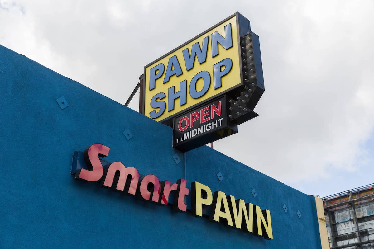 SMART PAWN