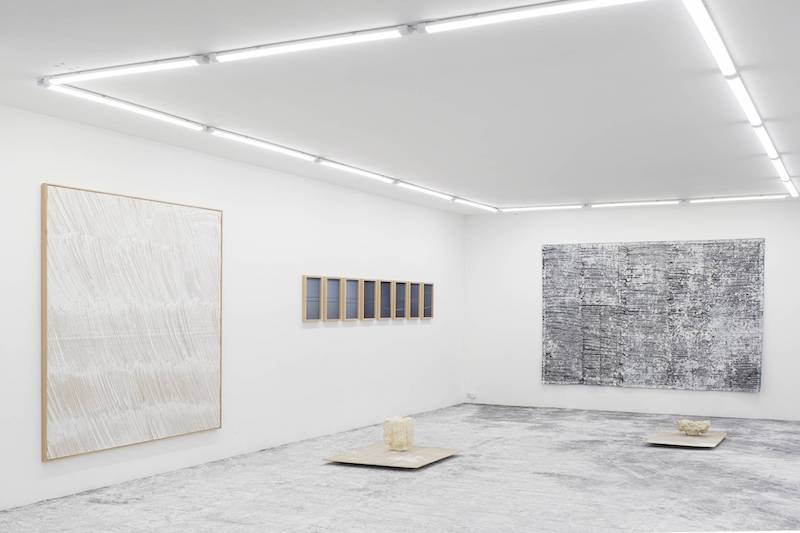 Exposition Alexandre Clanis, Des étoiles tremblent-elles dans la brume nocturne.
Le Mur espace de création, Moret-Loing-et-Orvanne