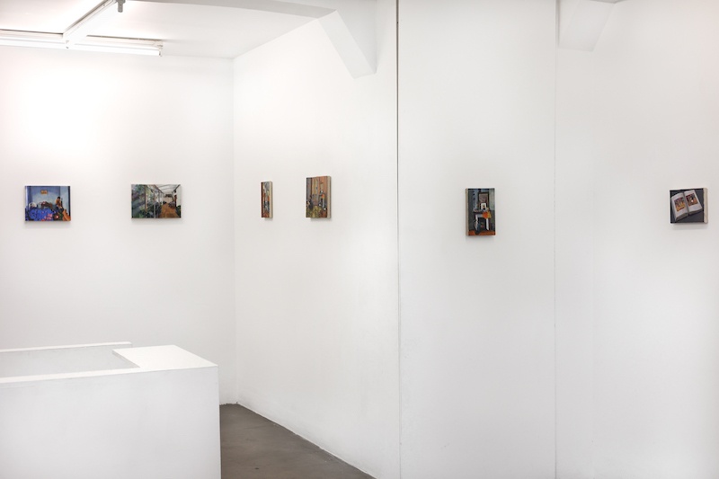 Vue d'exposition, Louise Janet : Present Tense, Galerie Mathilde Le Coz, Paris – Photo Louise Conesa