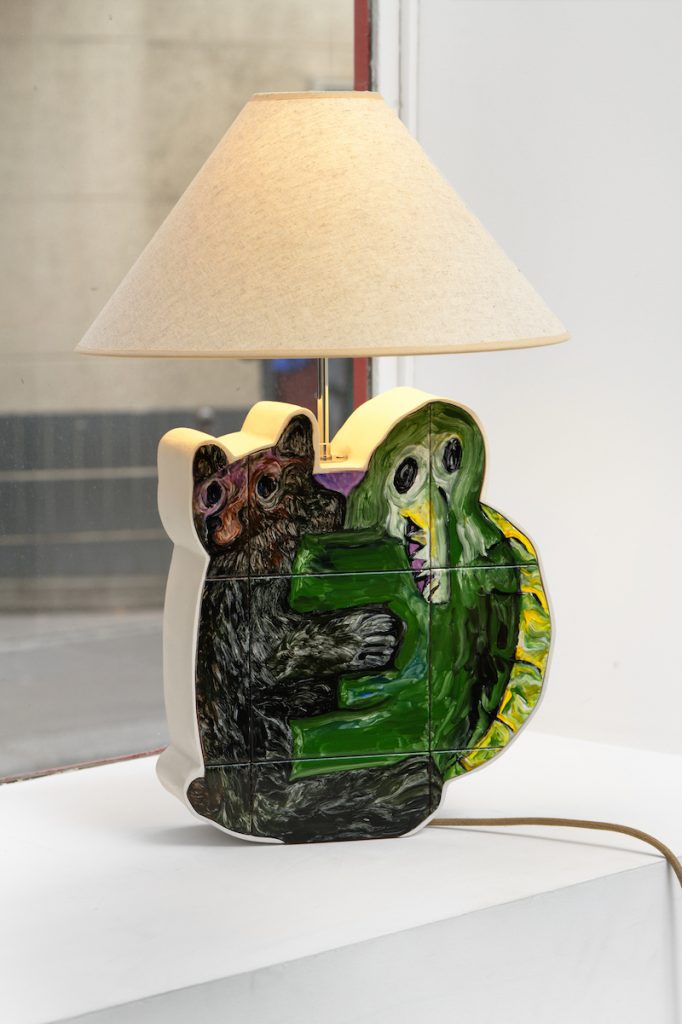 Jacent, How to Draw a Hug, 2023, painted earthenware tiles, plywood, lacquer, light system, seal, lampshade, 61 x 40 x 40 cm, unique - Photo Aurélien Mole