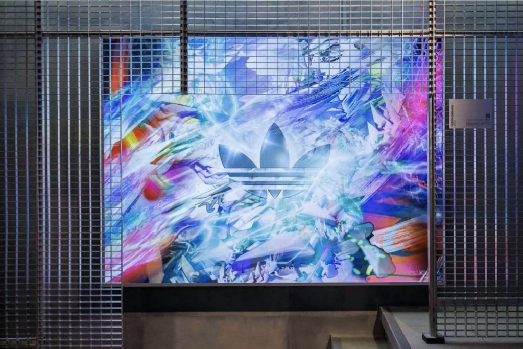 Valentin Dommanget, Digital Stretcher Studies XXI. Adaptation de la technique Suminagashi via graffiti sur toile tendue sur structure de bois