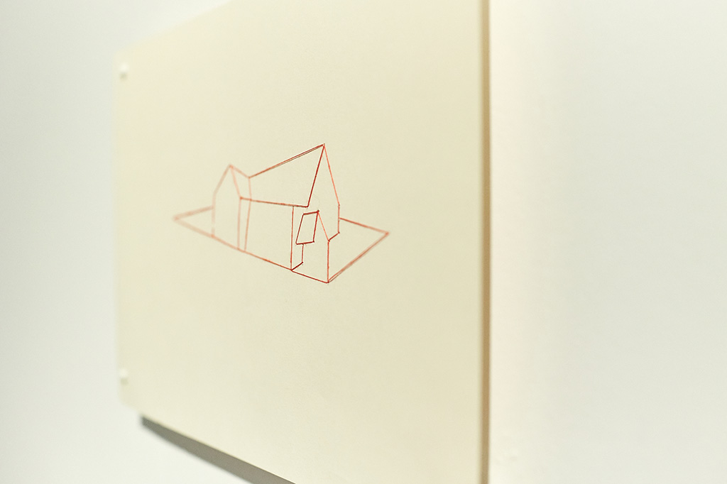 Aurélie Pertusot, Sans titre, 2023. Dessin cousu, fil rouge sur sur papier, 21 x 29,7 cm - photo Daria Szczygieł
