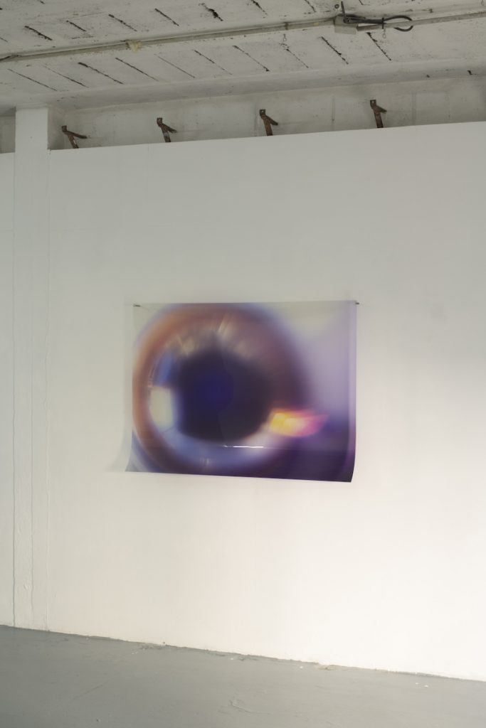 Comme un cil dans l’œil, une exposition des travaux de Lucien Bitaux, Vincent Dulom, Laure Tiberghien
commissariat de Clare Mary Puyfoulhoux, jusqu'au 15 juin 2023, Atelier W, Pantin
