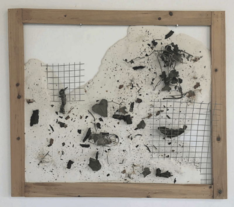 Morgane Porcheron, Saupoudrement de paysage #1, 2020
Plâtre, bois, grillage et matériaux divers naturels, 60 x 68,8 x 10 cm
Photo et Courtesy artiste