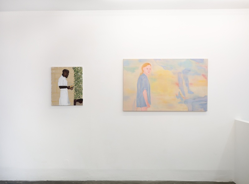 "My Other Self" avec Samuel Aiwerioghene, Victor Puš-Perchaud et Lea Simhony. Galerie Mathilde Le Coz, Paris – Photo : Louise Conesa.